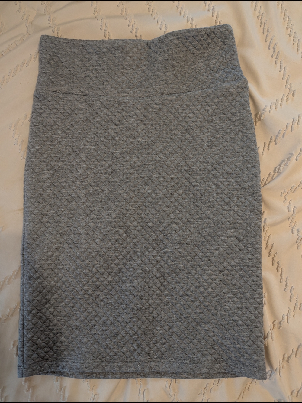 LuLaRoe Gray Quilted Pencil Skirt XS